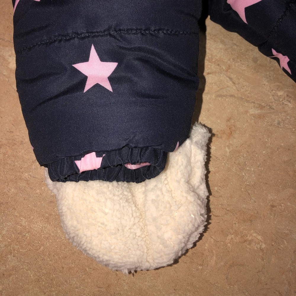 OshKosh Baby Girl Snowsuit 3/6m navy/pink stars - Picture 4 of 8